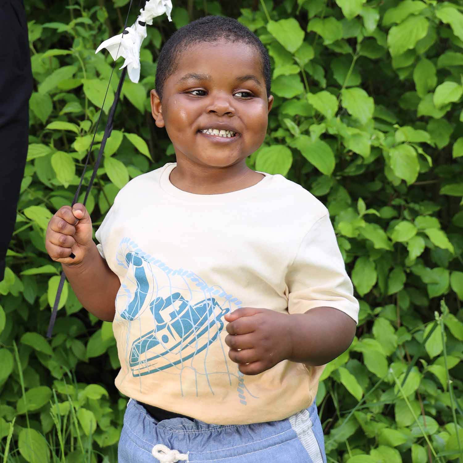 Artisanal T-Shirt Naturally Dyed with Organic Yellow Onion Peels - Image 2